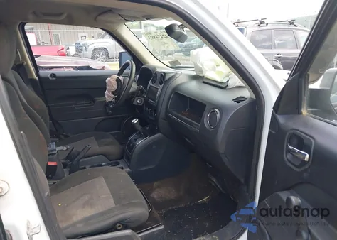 2016 Jeep Patriot Sport из США, поврежденный, VIN 1C4NJRBB3GD522596